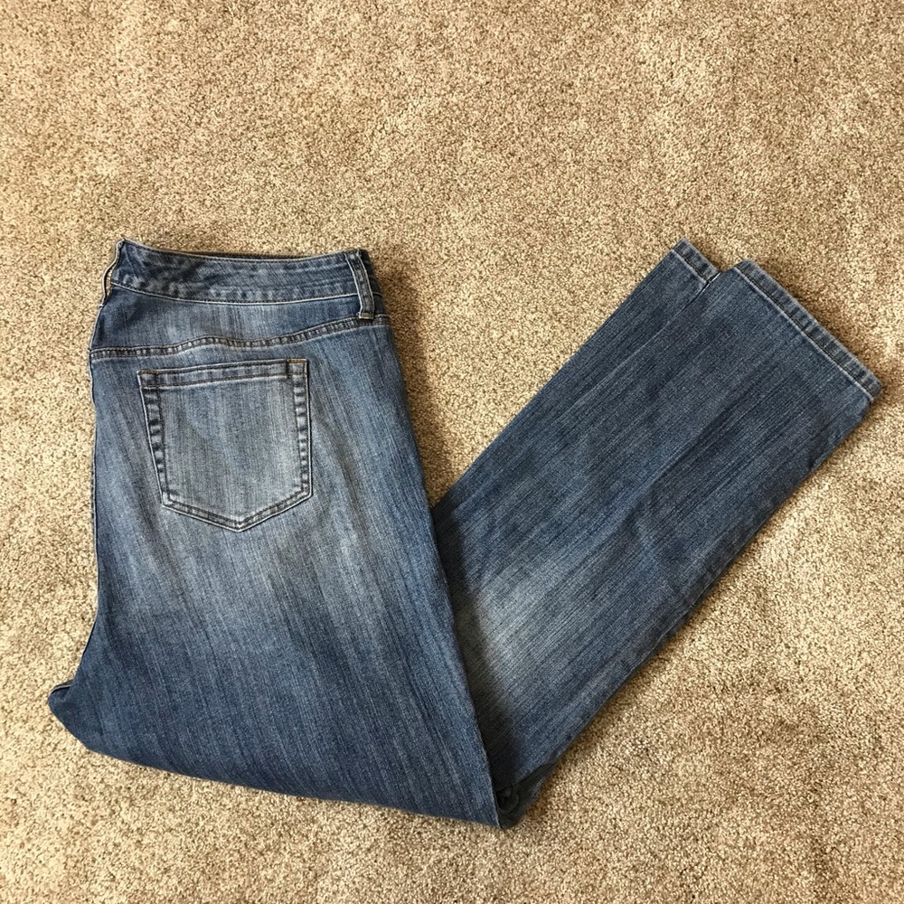 TORRID Premium DISTRESSED Boyfriend SKINNY JEANS - Picture 5 of 8